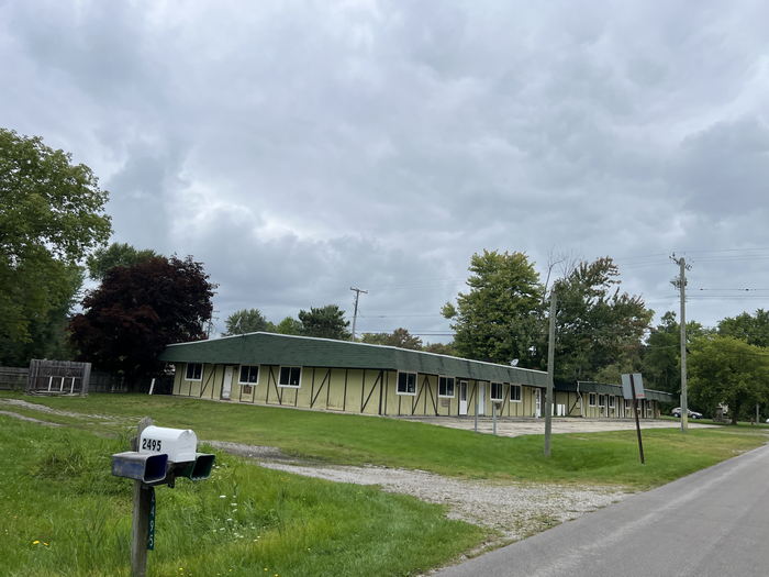 Huron Inn Motel (Darlington Efficiency Apartments) - Sept 10Th 2023 (newer photo)
